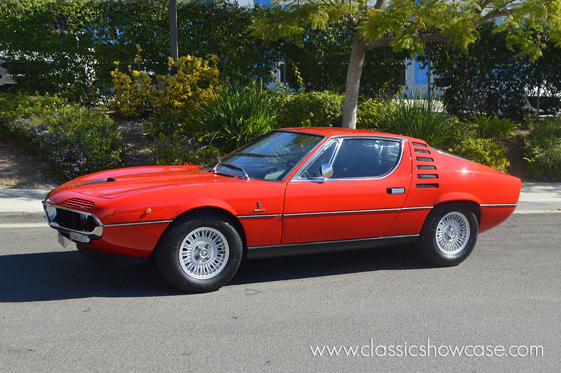 1971 Alfa Romeo Montreal (by Bertone)