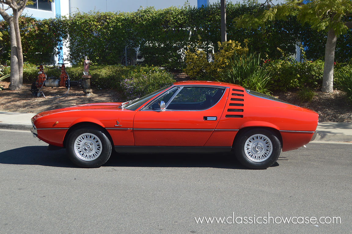 1971 Alfa Romeo Montreal (by Bertone)