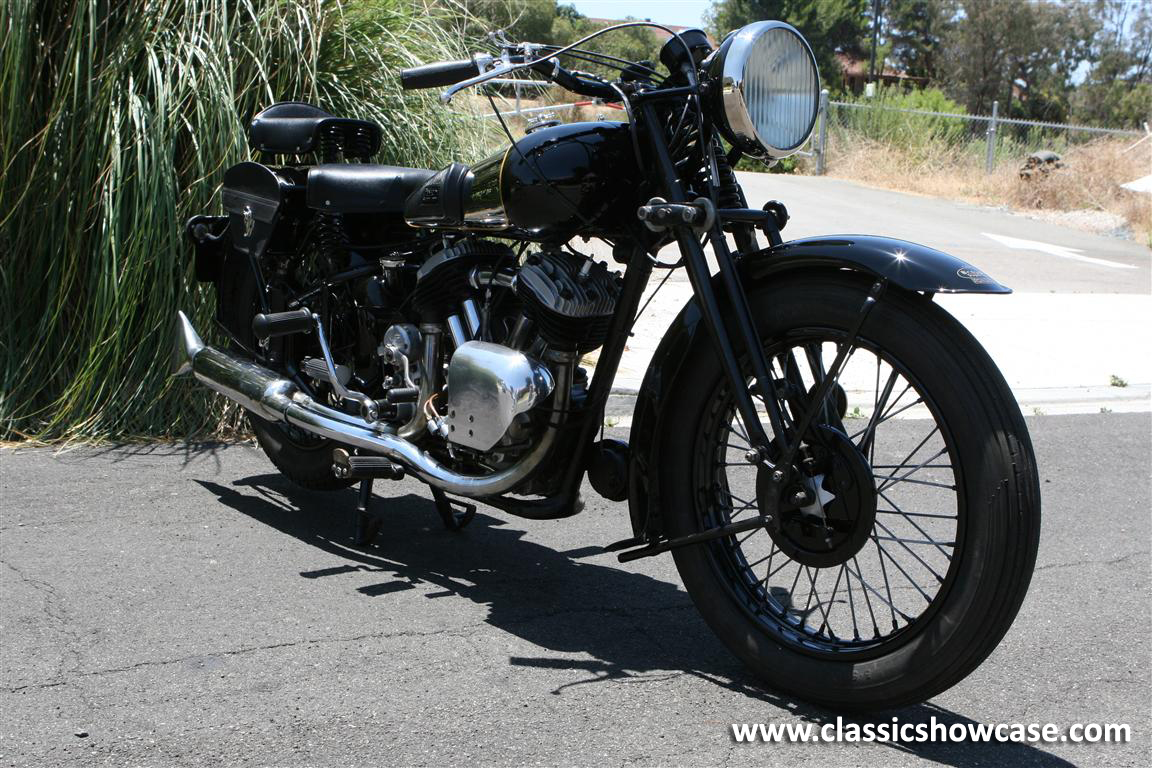 1939 Brough Superior 11.50 V-TWIN