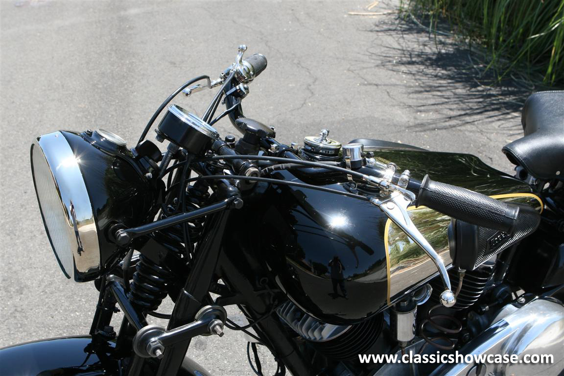 1939 Brough Superior 11.50 V-TWIN