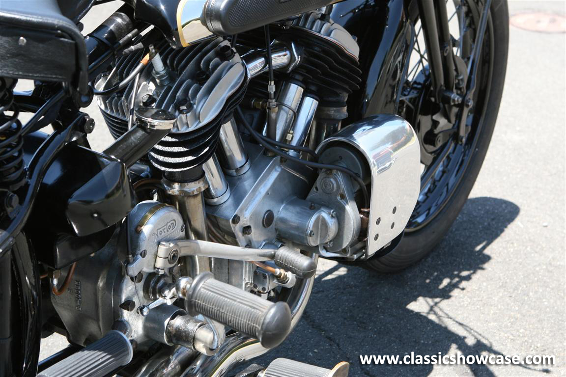 1939 Brough Superior 11.50 V-TWIN