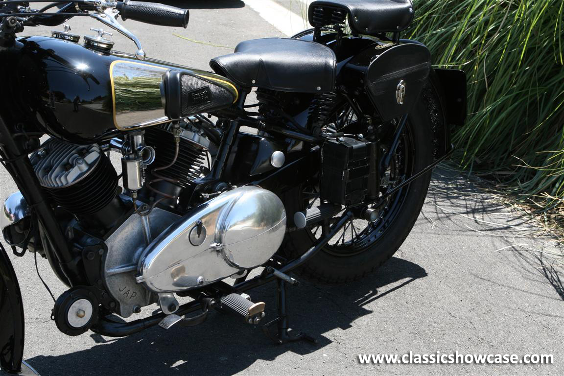 1939 Brough Superior 11.50 V-TWIN