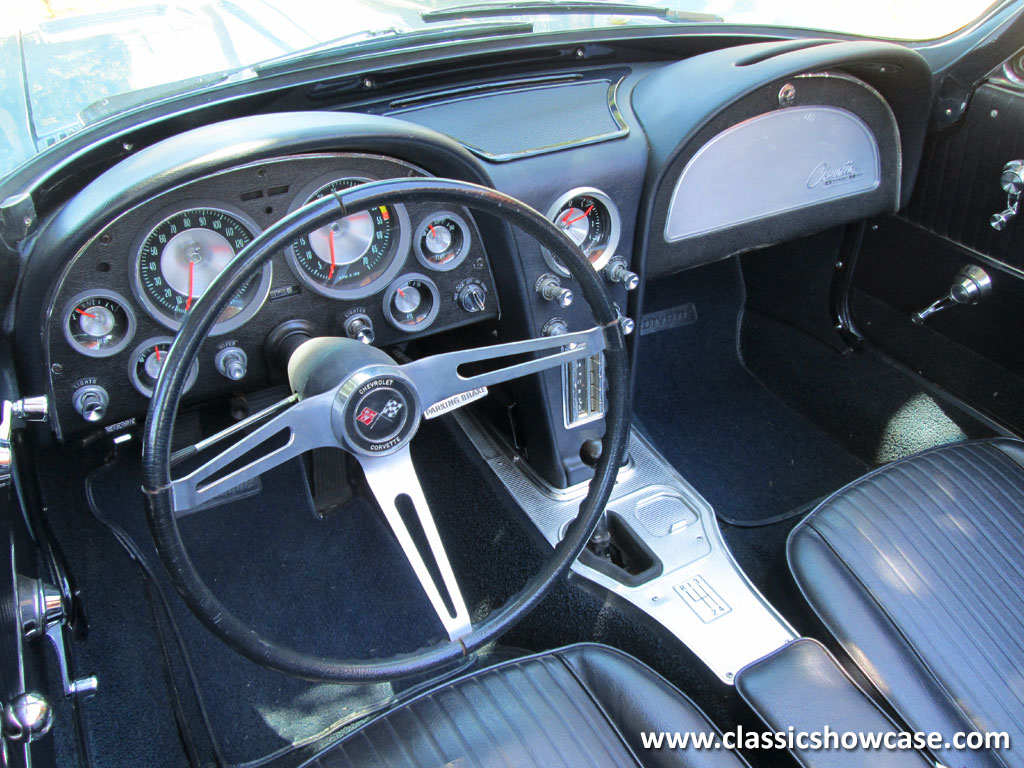 1963 Chevrolet Corvette Stingray Roadster