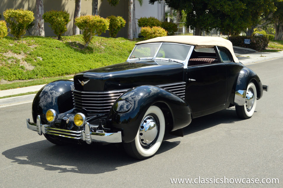 1937 Cord 812 Phaeton