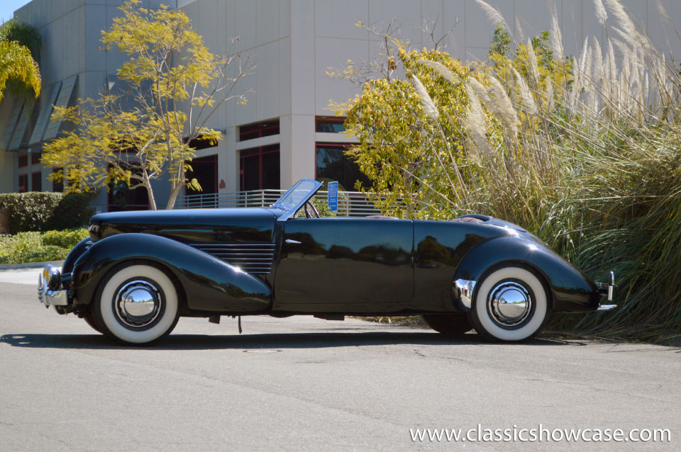 1937 Cord 812 Phaeton