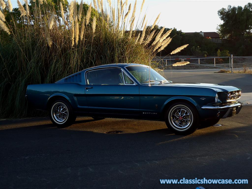 1965 Ford Mustang Fastback