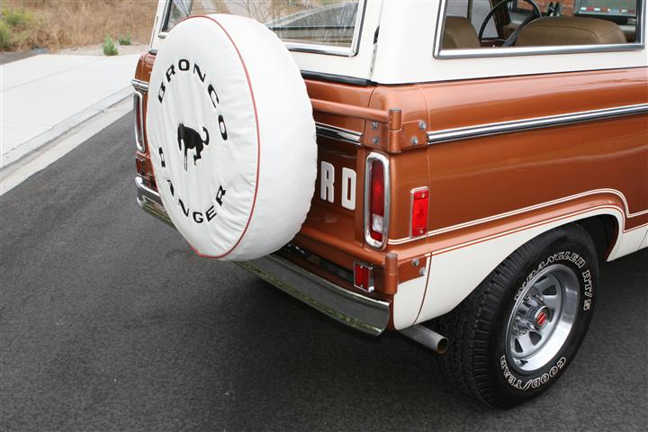 1977 Ford Bronco U100 Ranger 4x4 Sport Wagon