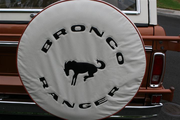 1977 Ford Bronco U100 Ranger 4x4 Sport Wagon