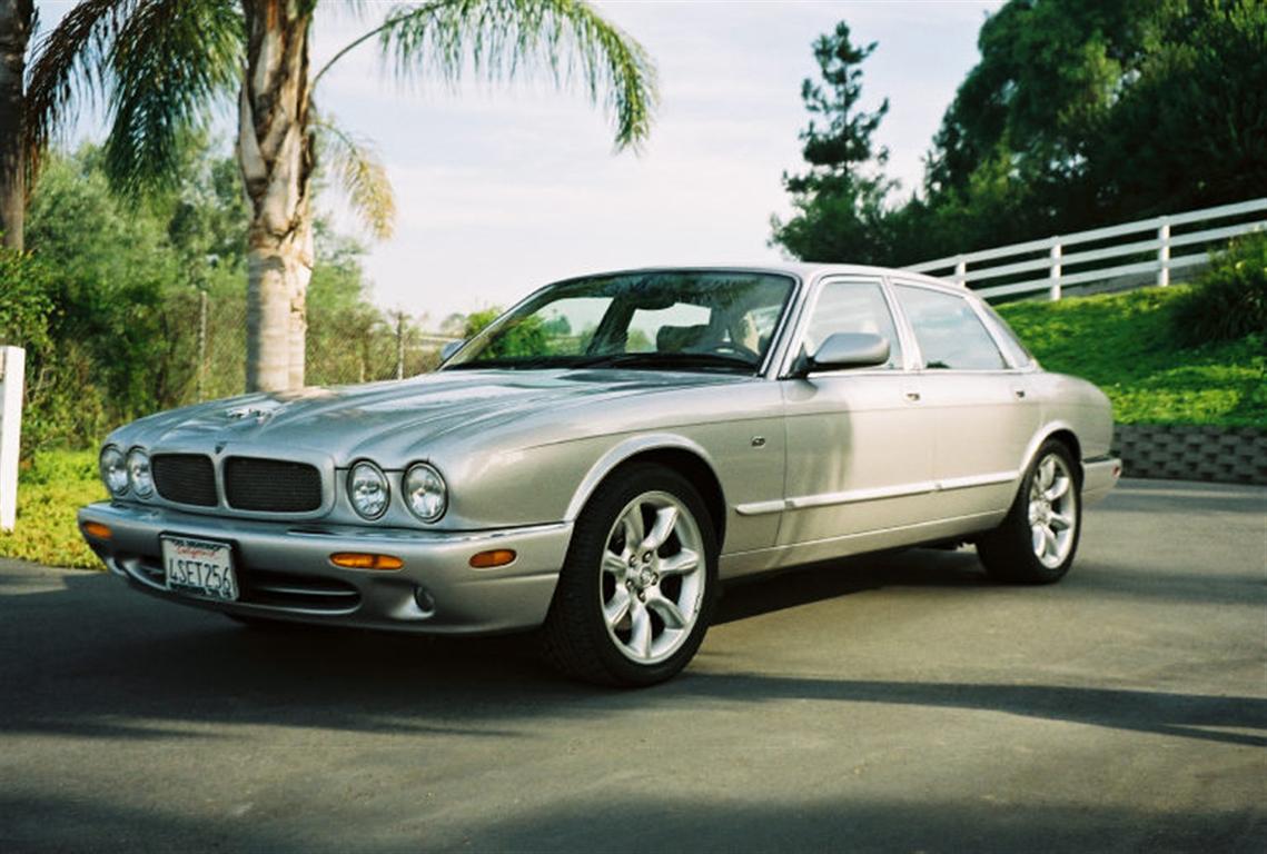 2001 Jaguar XJR Sedan