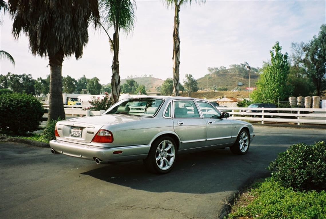 2001 Jaguar XJR Sedan