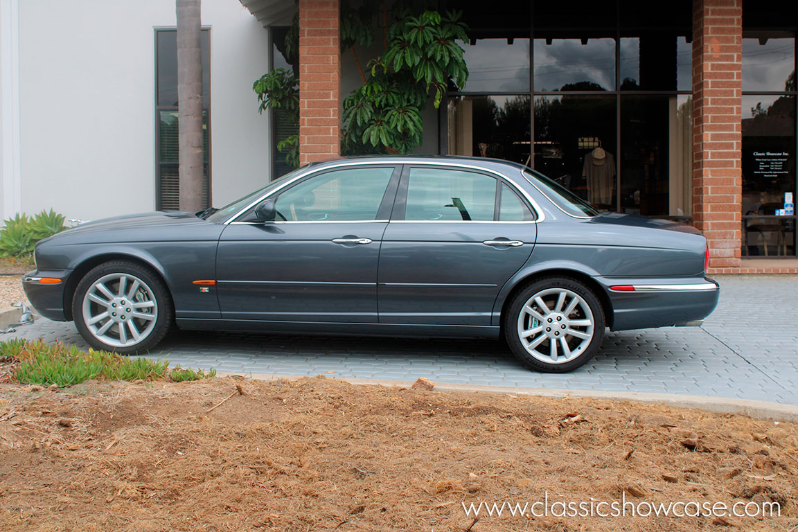 2004 Jaguar XJR Sport Sedan