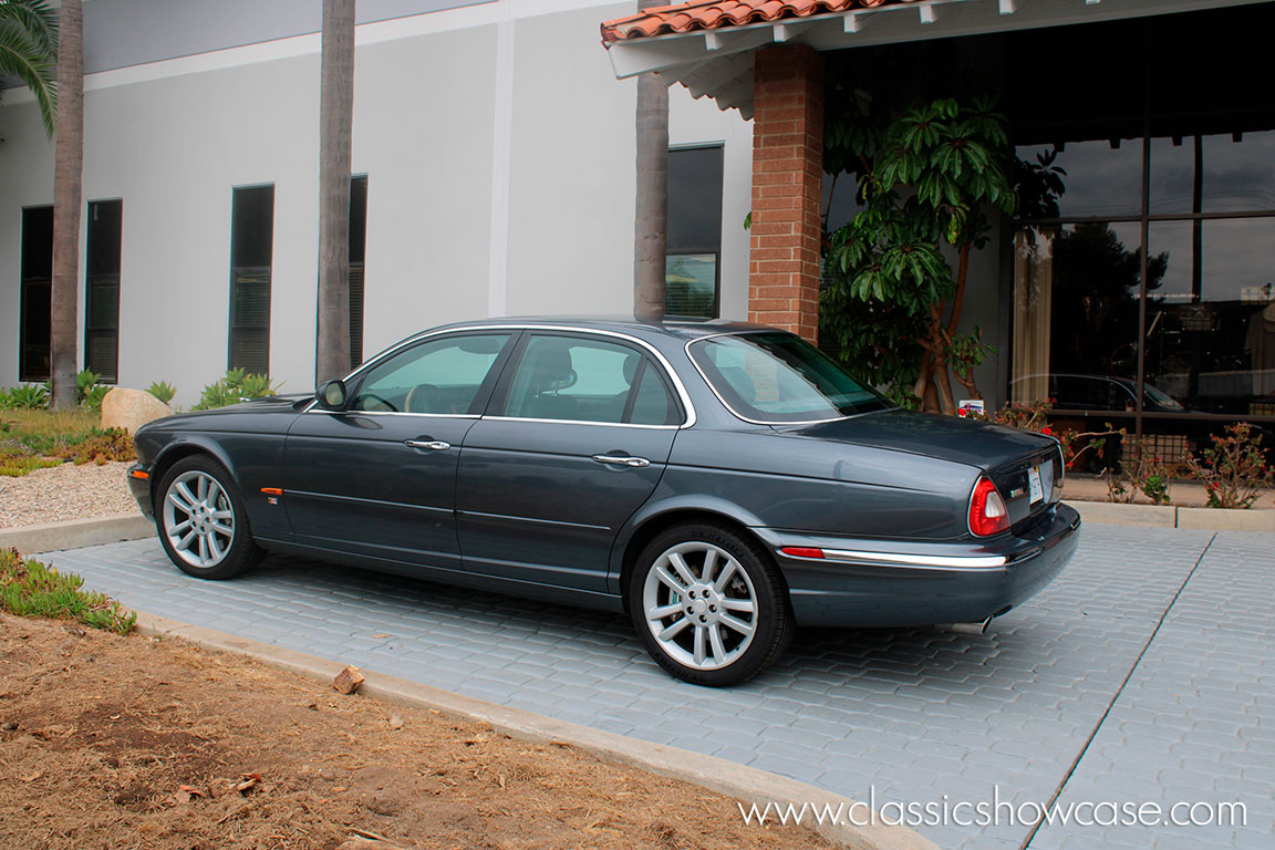 2004 Jaguar XJR Sport Sedan