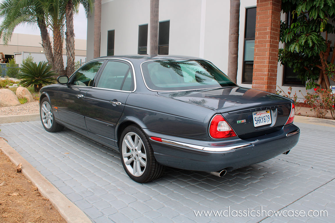 2004 Jaguar XJR Sport Sedan