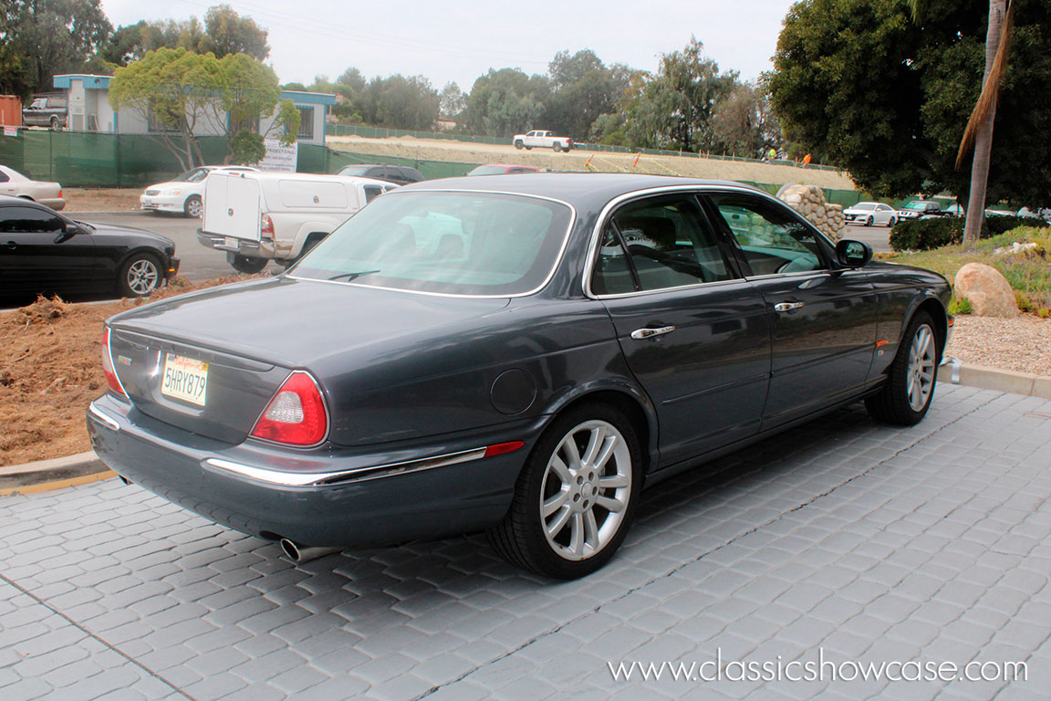 2004 Jaguar XJR Sport Sedan