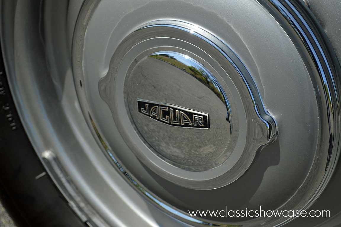 1949 Jaguar XK-120 3.4 Alloy Roadster