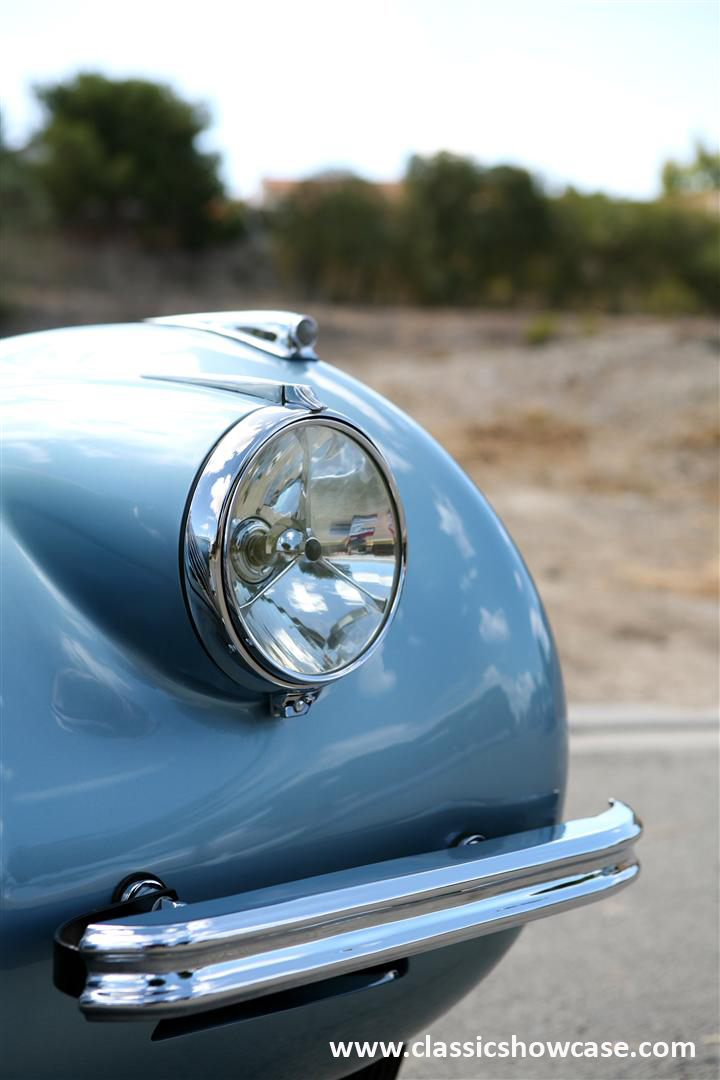 1950 Jaguar XK-120 OTS