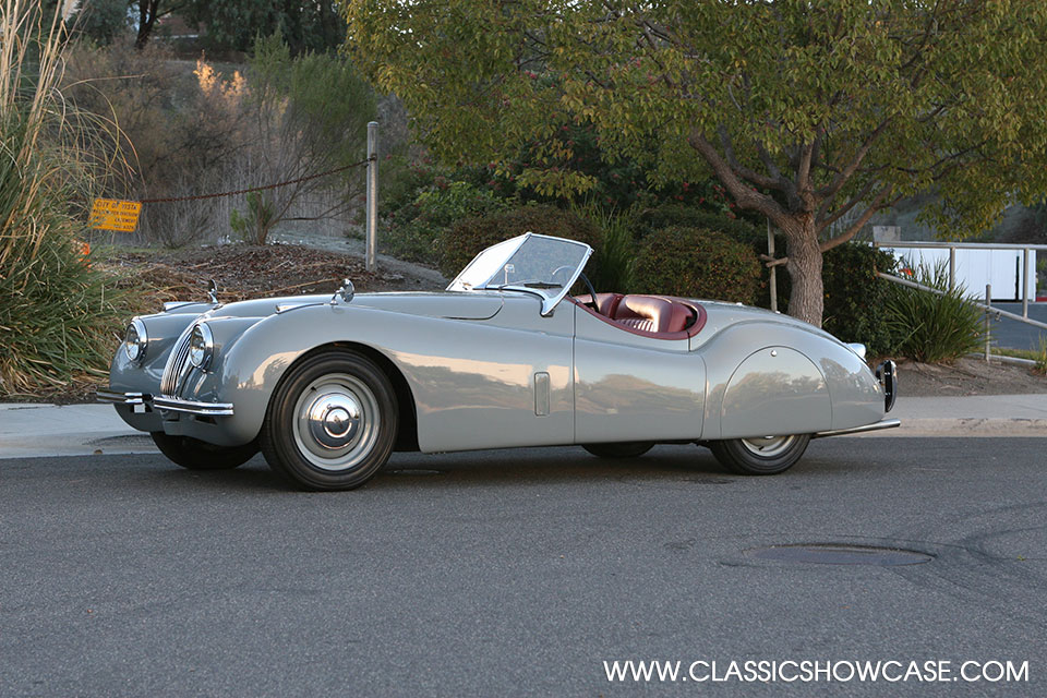 1952 Jaguar XK-120 3.4 Roadster