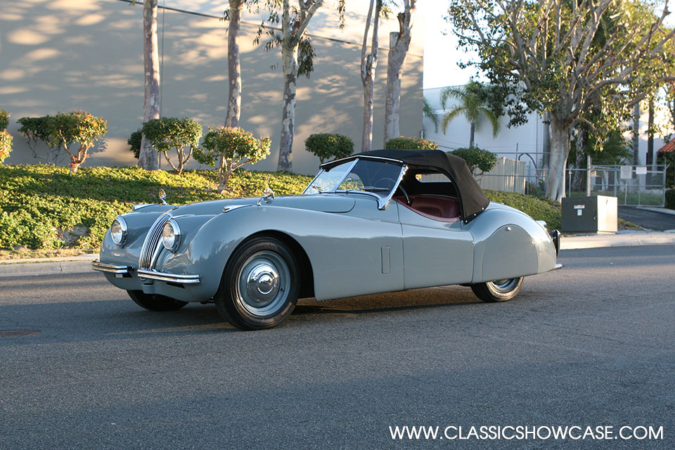 1952 Jaguar XK-120 3.4 Roadster