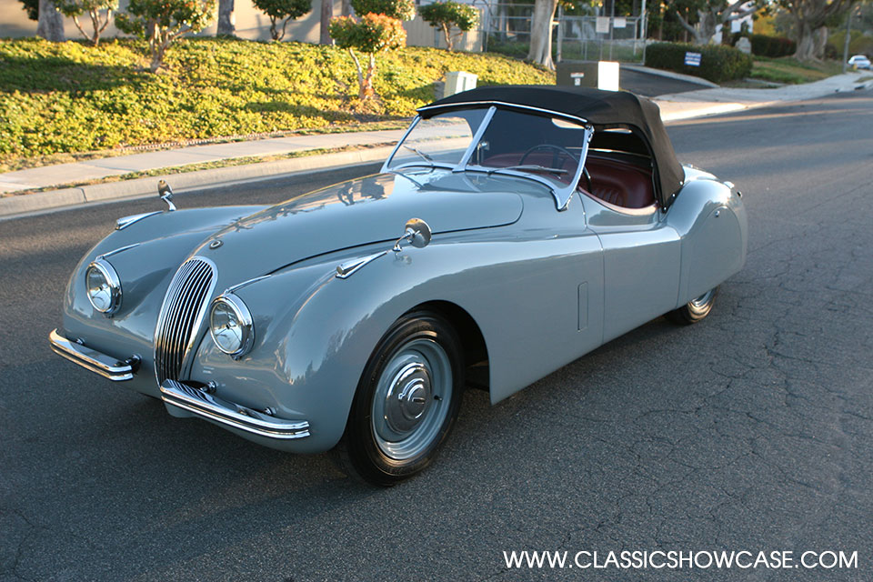 1952 Jaguar XK-120 3.4 Roadster