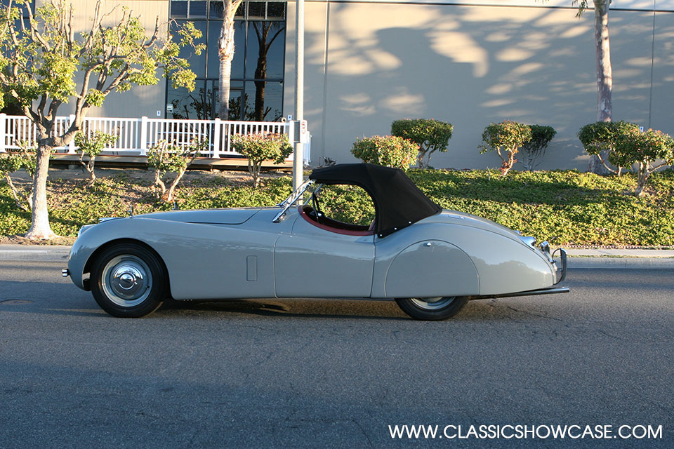 1952 Jaguar XK-120 3.4 Roadster