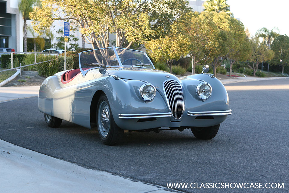 1952 Jaguar XK-120 3.4 Roadster