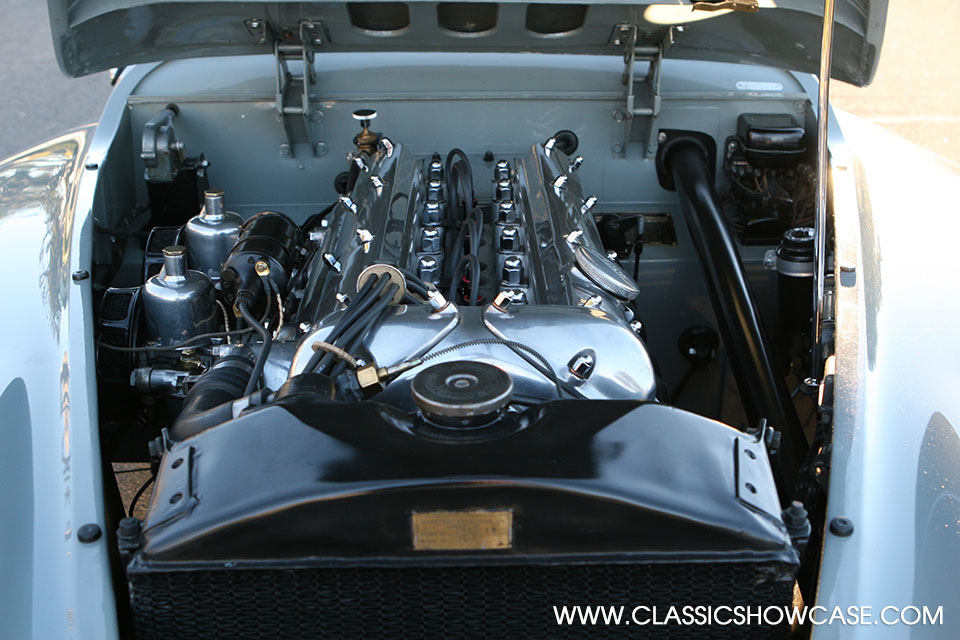 1952 Jaguar XK-120 3.4 Roadster