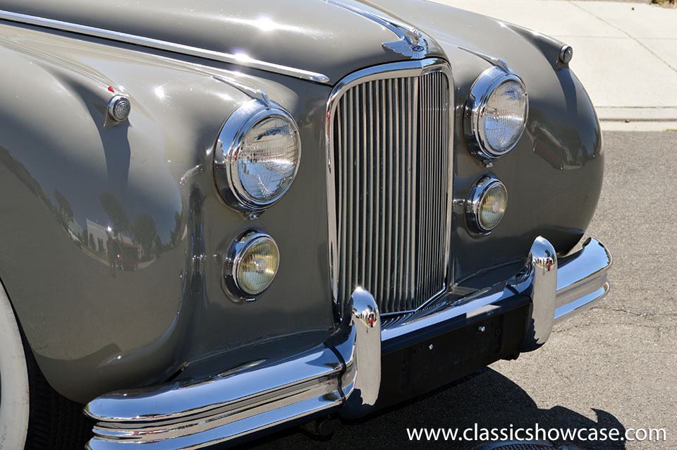 1954 Jaguar MK VII Saloon