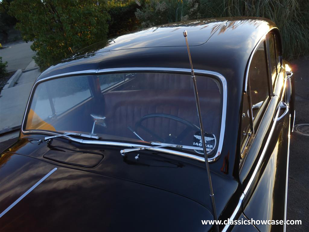 1957 Jaguar MK VIII Sedan