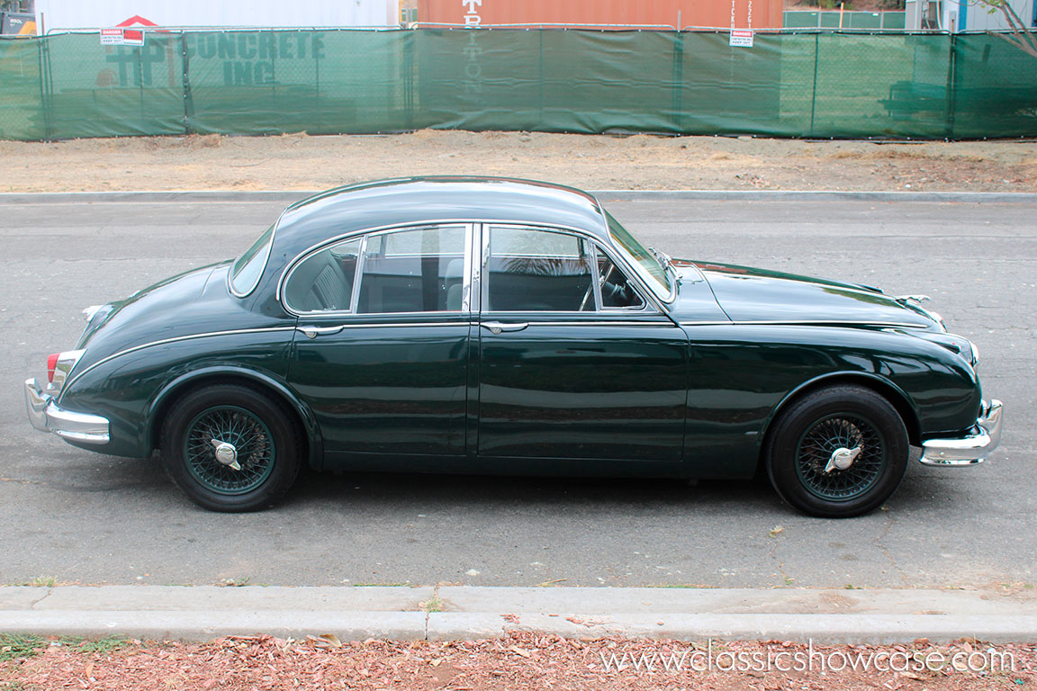 1960 Jaguar Mark II 3.8 Sedan