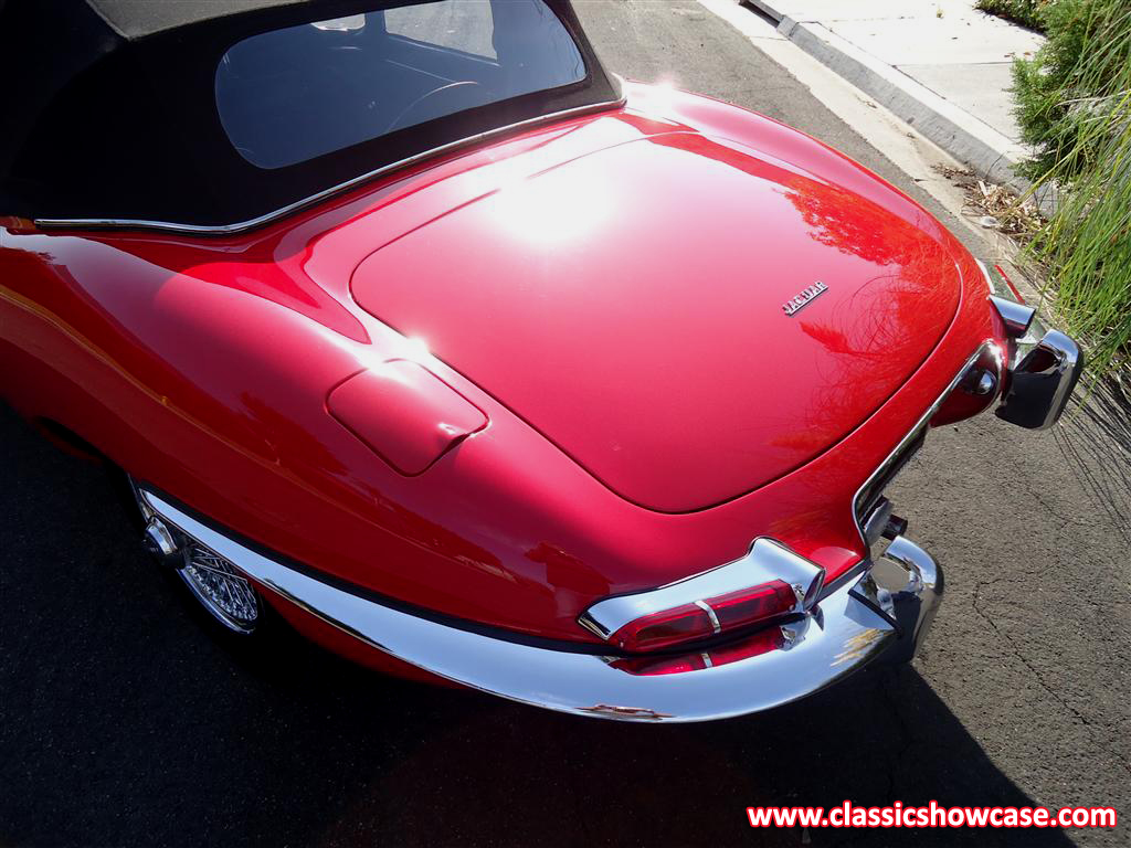 1961 Jaguar XKE 3.8 OTS, Outside Bonnet Latch