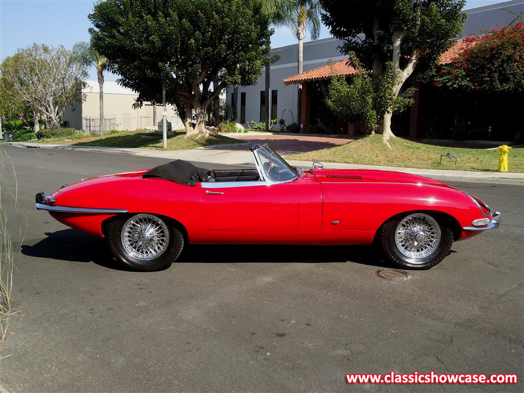 1961 Jaguar XKE 3.8 OTS, Outside Bonnet Latch