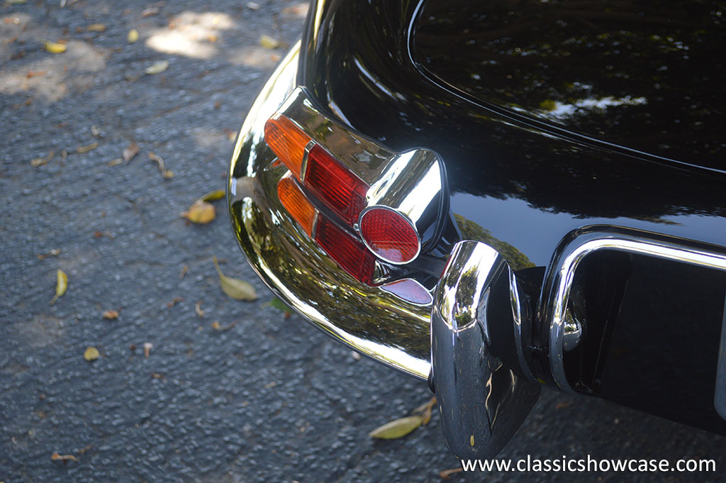 1961 Jaguar XKE Series 1 3.8 OTS, Outside Bonnet Latch