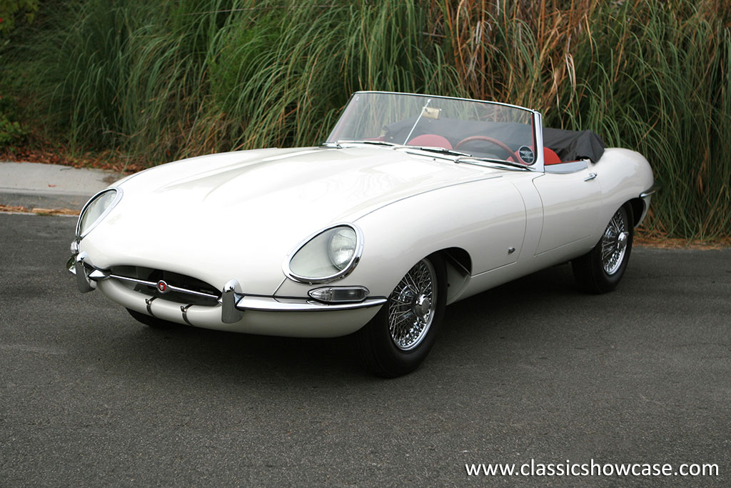 1961 Jaguar XKE Series 1 3.8 OTS, Outside Bonnet Latch