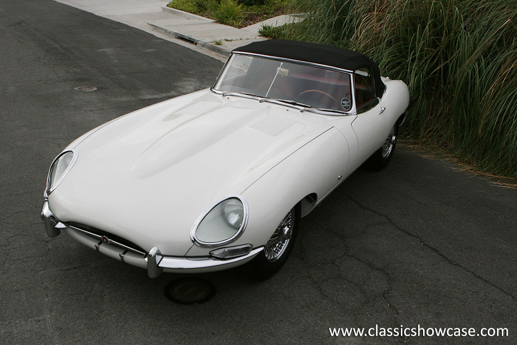 1961 Jaguar XKE Series 1 3.8 OTS, Outside Bonnet Latch