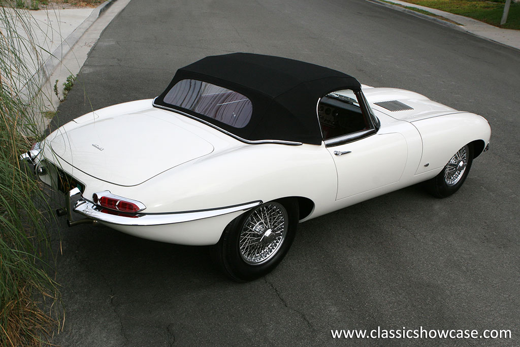 1961 Jaguar XKE Series 1 3.8 OTS, Outside Bonnet Latch