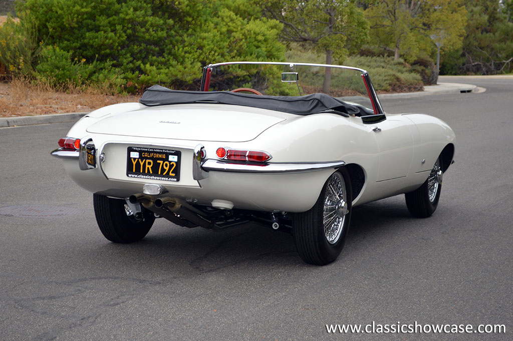 1961 Jaguar XKE Series 1 3.8 OTS, Outside Bonnet Latch