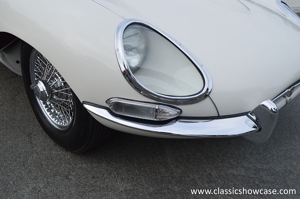 1961 Jaguar XKE Series 1 3.8 OTS, Outside Bonnet Latch