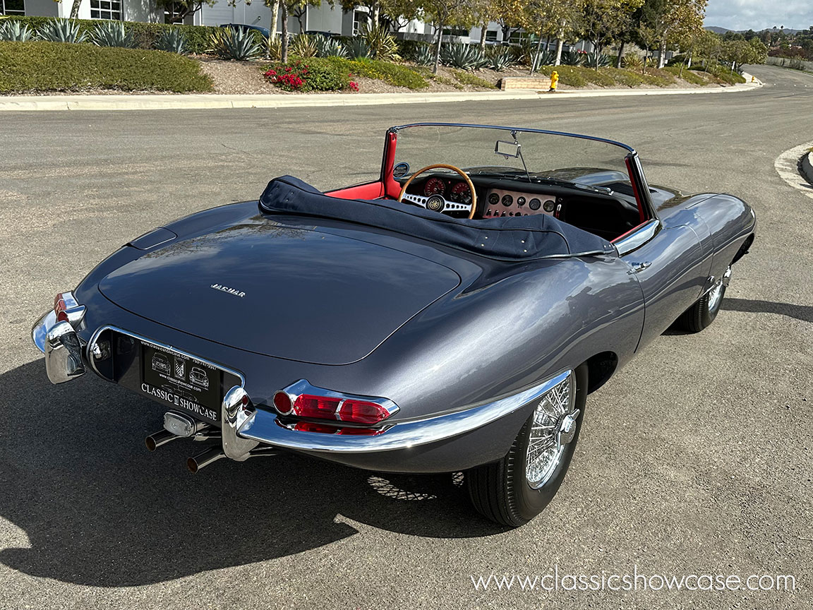 1961 Jaguar-XKE Series 1 3.8 OTS, Outside Bonnet Latch