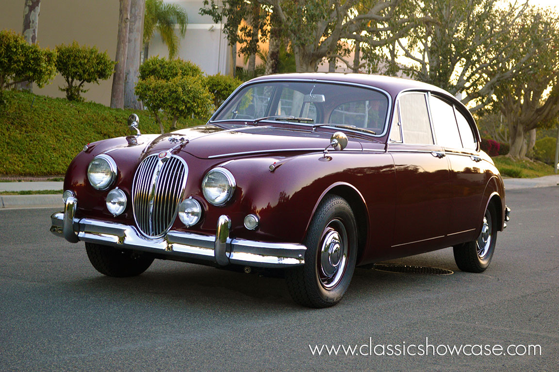 1962 Jaguar MK II 3.4 Sedan