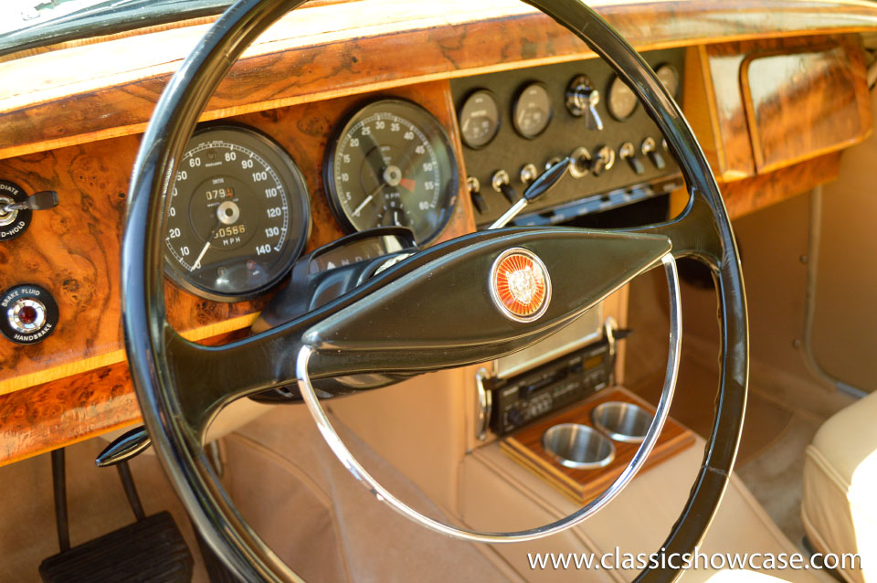 1963 Jaguar Mark II 3.8 Sedan
