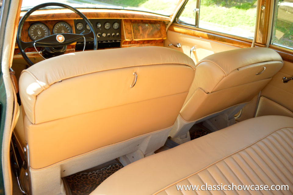 1963 Jaguar Mark II 3.8 Sedan