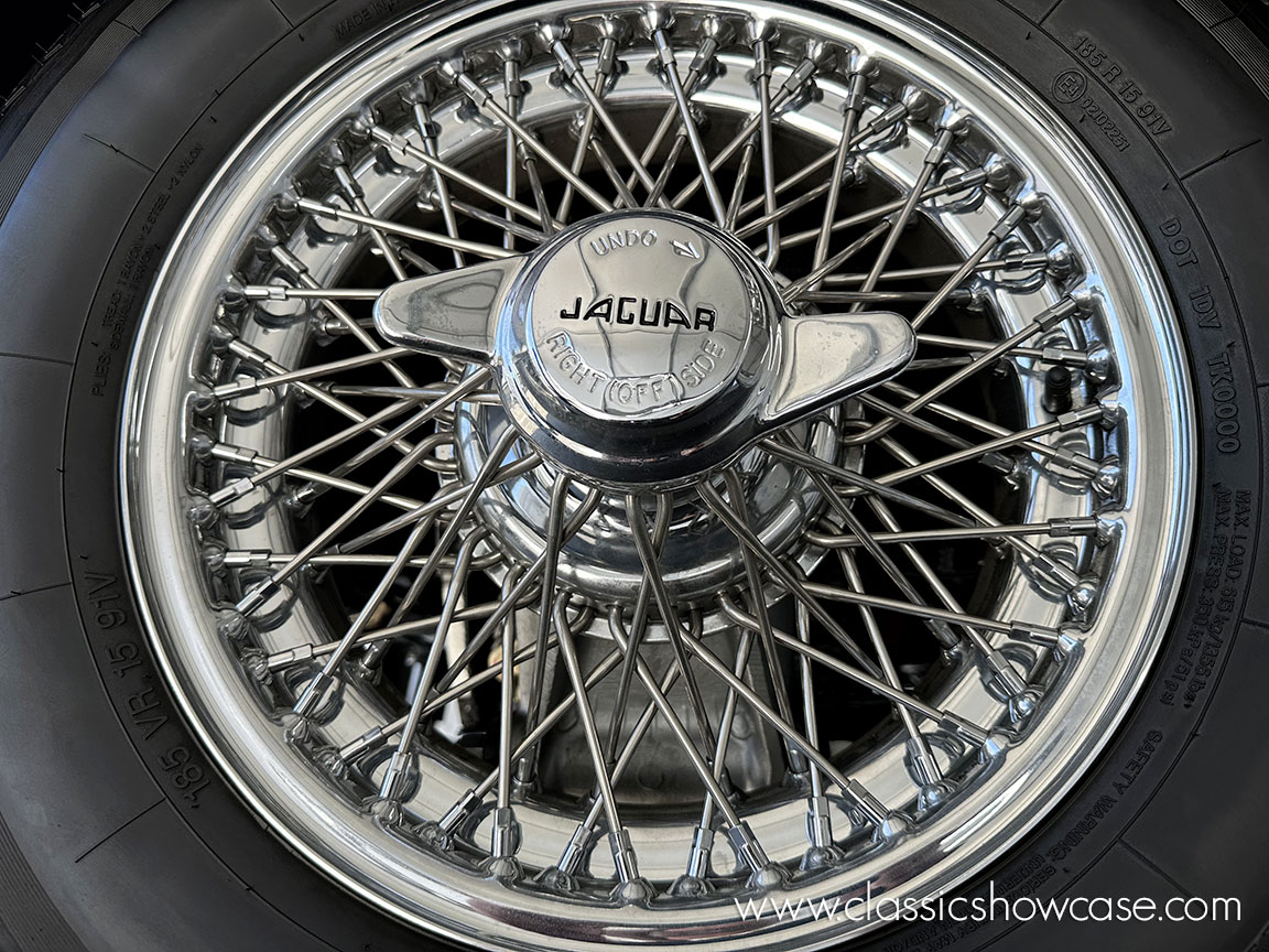 1963 Jaguar-XKE Series 1 3.8 FHC