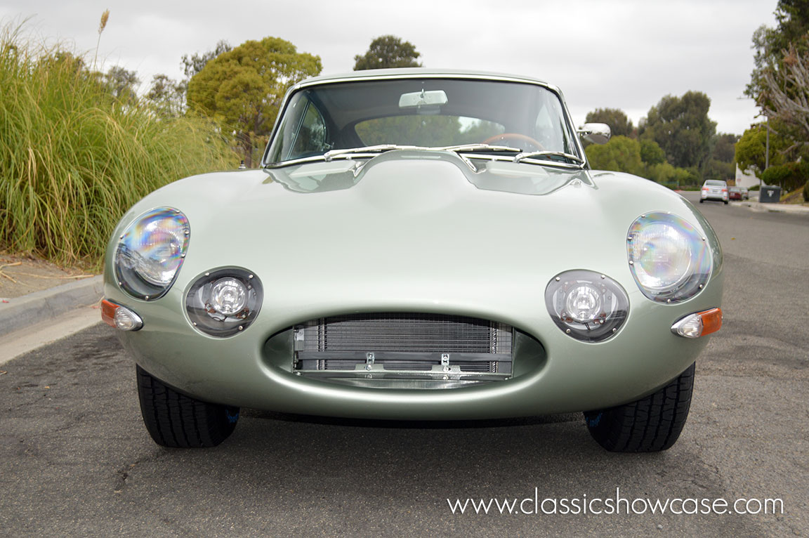 1964 Jaguar-XKE Series 1 4.2 FHC