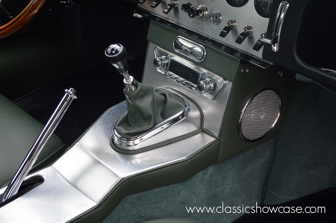 1964 Jaguar-XKE Series 1 4.2 FHC