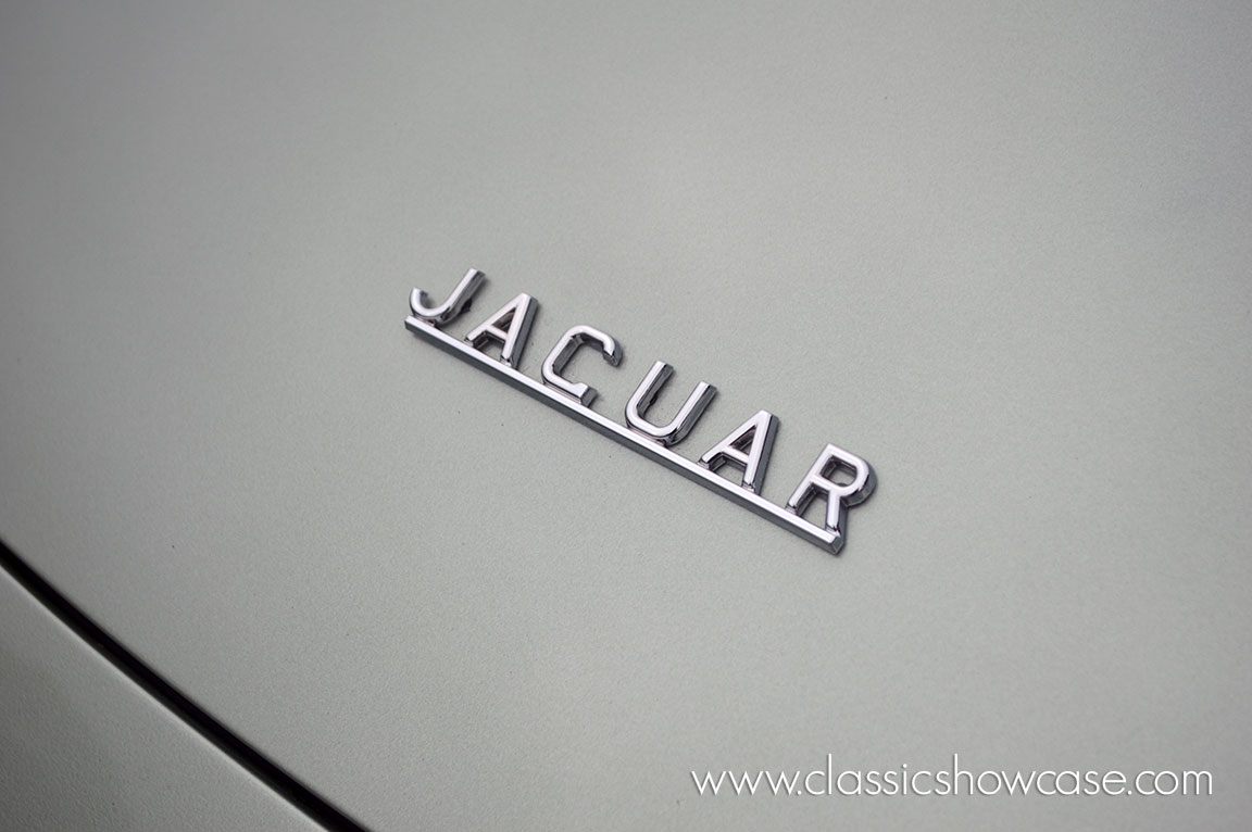 1964 Jaguar-XKE Series 1 4.2 FHC