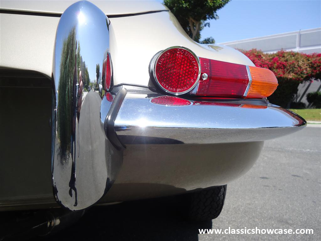 1965 Jaguar XKE Series 1 4.2 FHC