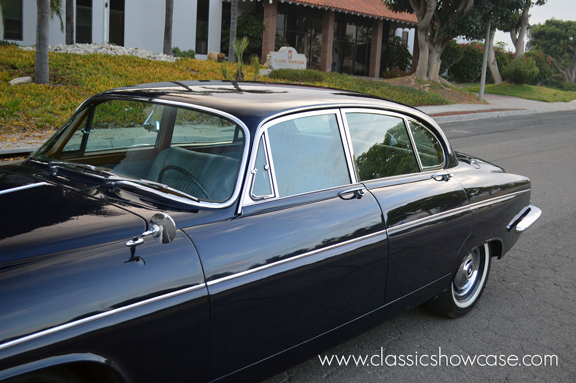 1967 Jaguar 420 G 4.2 Sedan