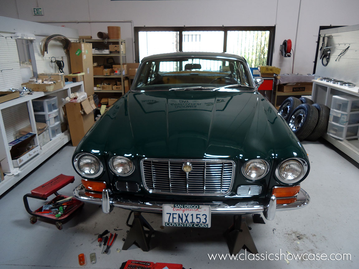 1972 Jaguar XJ6 Sedan