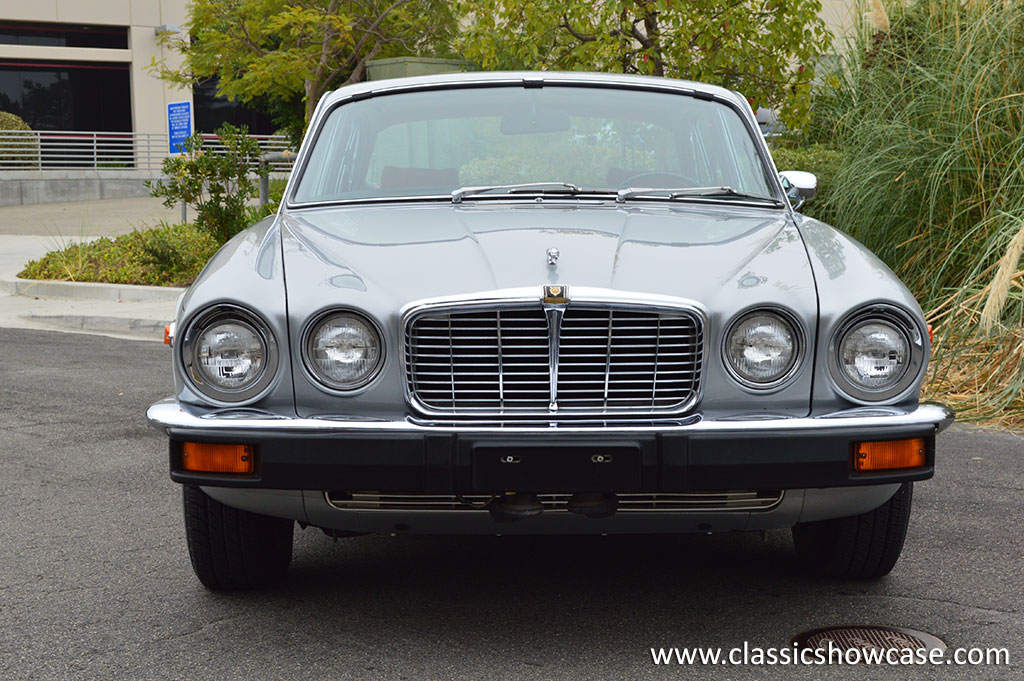 1977 Jaguar Xj6l Series Ii 42 Sedan By Classic Showcase 8455