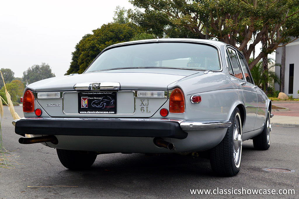 1977 Jaguar XJ6L Series II 4.2 Sedan